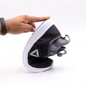 REEBOK Pump Plus ULTRAKNIT-Black/Grey